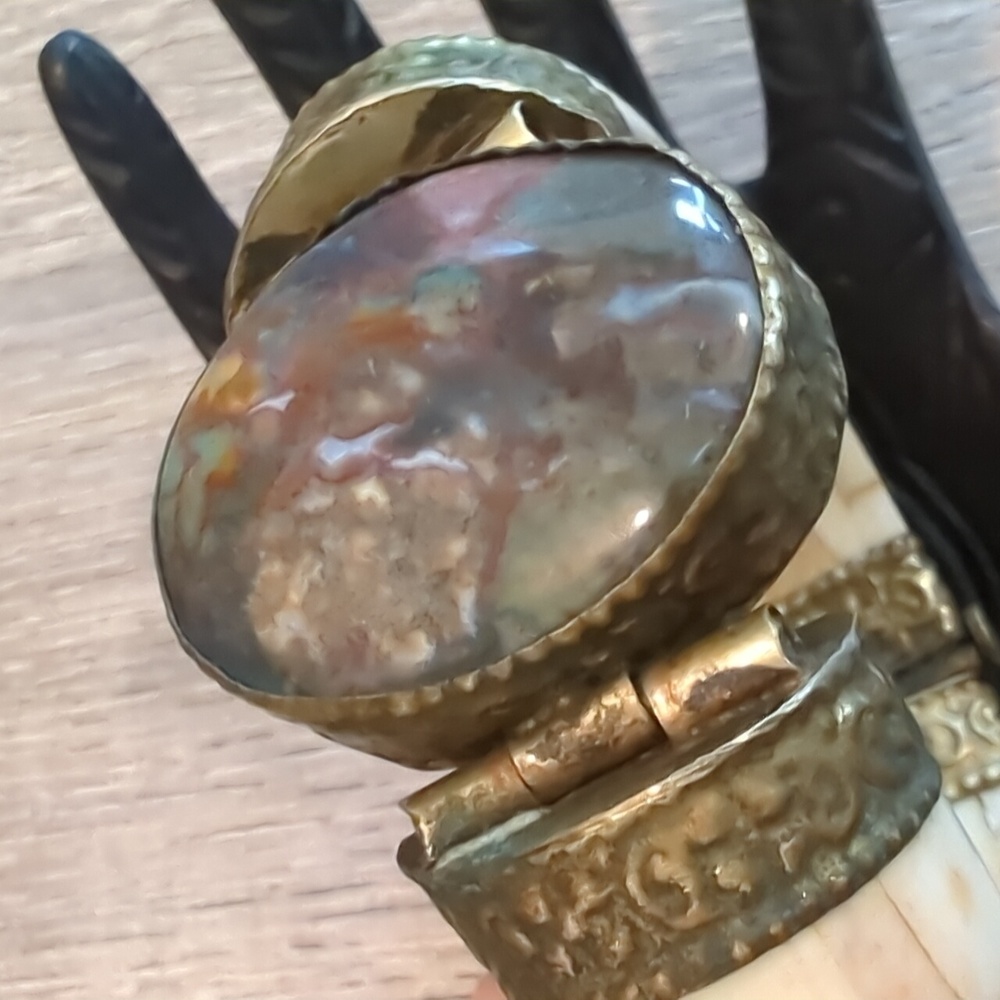 Vintage Bone Brass Agate Stone Bangle - Picture 7 of 14